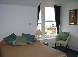 The Victoria Hotel