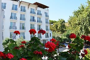Kirtay Hotel