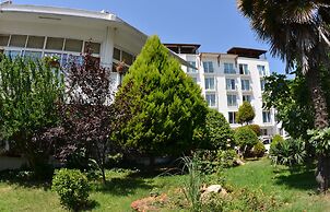 Kirtay Hotel