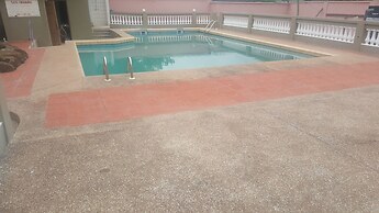 First Choice Hotel
