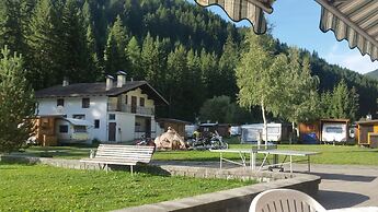 Camping Hotel La Pineta