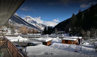 Camping Hotel La Pineta