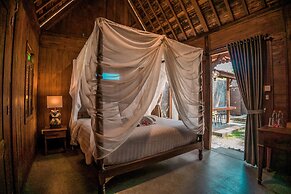 Umadhatu Resort