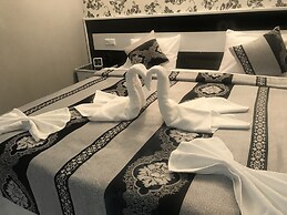 AVAGYAN'S Hotel - Restaurant