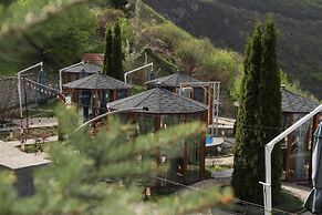 AVAGYAN'S Hotel - Restaurant