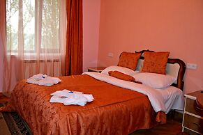 AVAGYAN'S Hotel - Restaurant