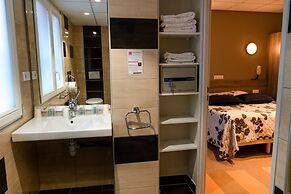 Au Primerose Hotel