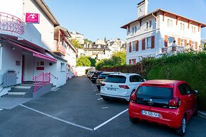 Au Primerose Hotel