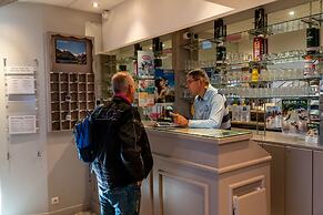 Au Primerose Hotel