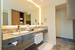 Camino Real Fashion Drive Monterrey