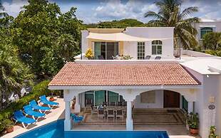 Beachfront Homes by Playa Paradise