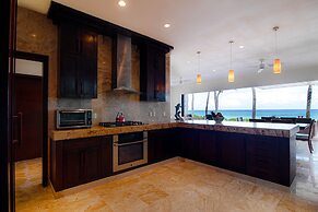 Beachfront Homes by Playa Paradise