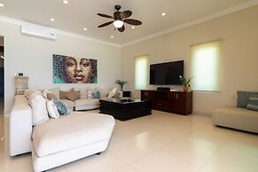 Beachfront Homes by Playa Paradise