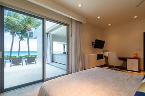 Beachfront Homes by Playa Paradise