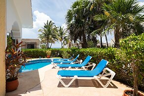 Beachfront Homes by Playa Paradise