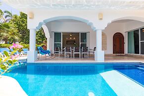 Beachfront Homes by Playa Paradise