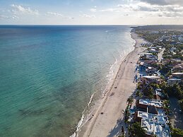 Beachfront Homes by Playa Paradise