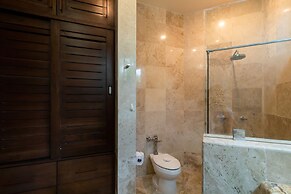 Beachfront Homes by Playa Paradise