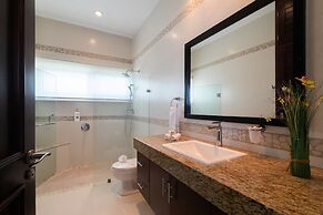 Beachfront Homes by Playa Paradise