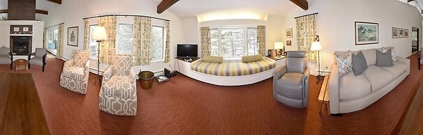 385 Forest Rd. 4 Bedroom Home by RedAwning