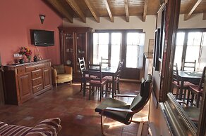 Apartamentos Rurales Villa de Saín
