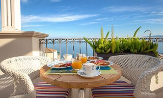 Piccolo Grand Hotel