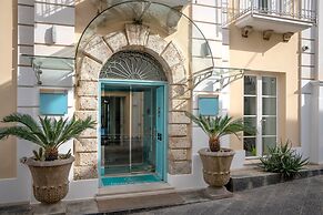 Piccolo Grand Hotel