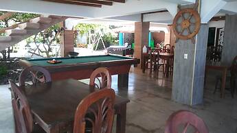 Hotel Brisas Marinas