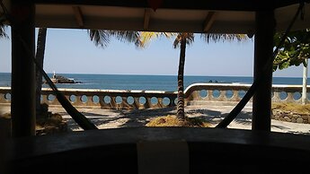 Hotel Brisas Marinas