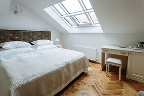 High Heaven Residence