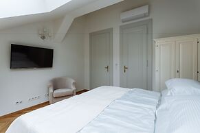 High Heaven Residence