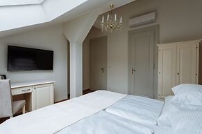 High Heaven Residence