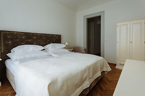 High Heaven Residence