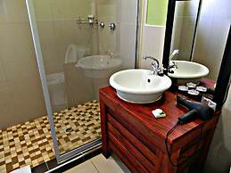 Unlimited Luxury Lodge in Kasane