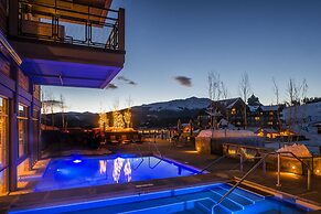 The Grand Colorado on Peak 8