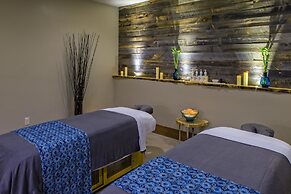 The Grand Colorado on Peak 8