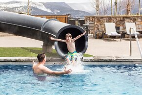 The Grand Colorado on Peak 8