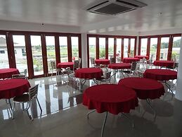 Wailoaloa Seascape Hotel