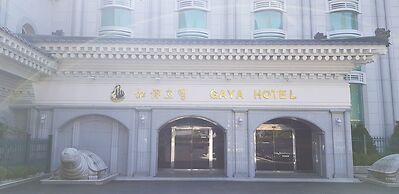 Gaya Hotel