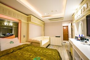 Kang Neung Dong-a Hotel