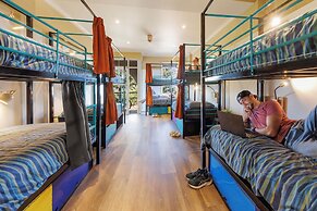 Mad Monkey Coogee Beach Hostel