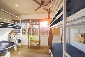 Mad Monkey Coogee Beach Hostel