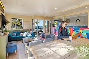 Mad Monkey Coogee Beach Hostel