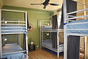 Mad Monkey Coogee Beach Hostel