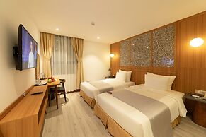 Majestic Premium Hotel