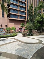 Grand Service Apartment at Times Square