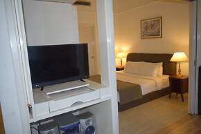 Grand Service Apartment at Times Square