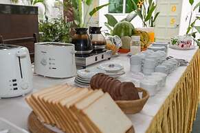 Sky View Bed & Breakfast