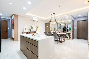 3BRs Luxury Apartment Cityview