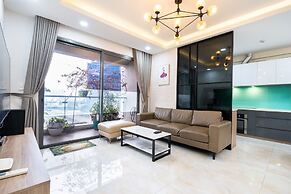 3BRs Luxury Apartment Cityview